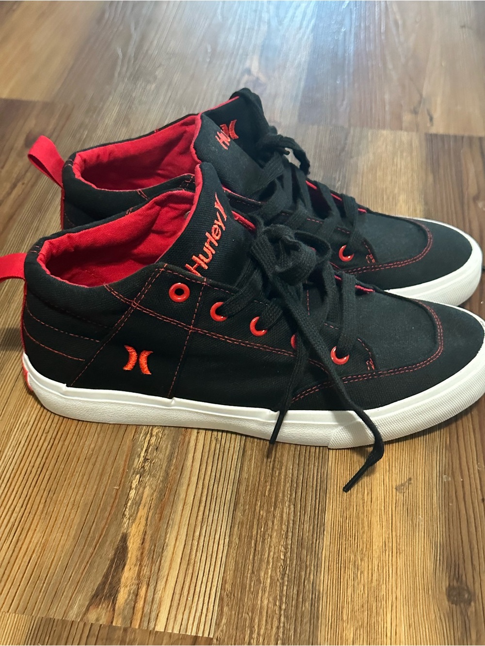 Hurley Boys 5 skate shoe - new with tag